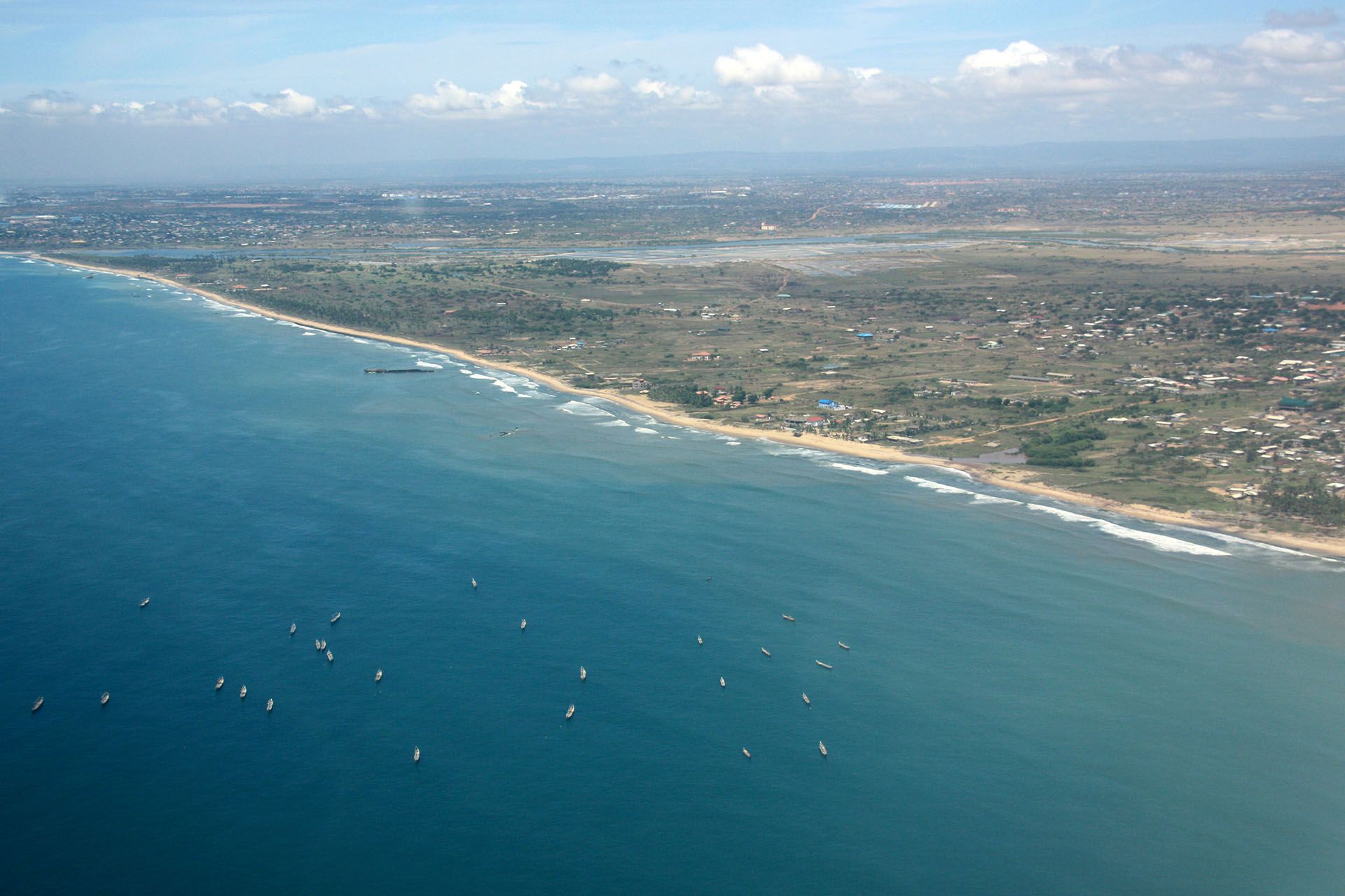 Ghana, base navale in mare